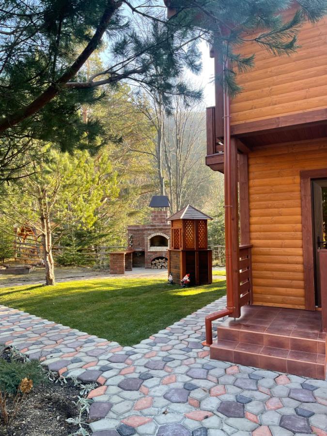 Villa Затишна De Luxe Mykulytschyn Exterior foto