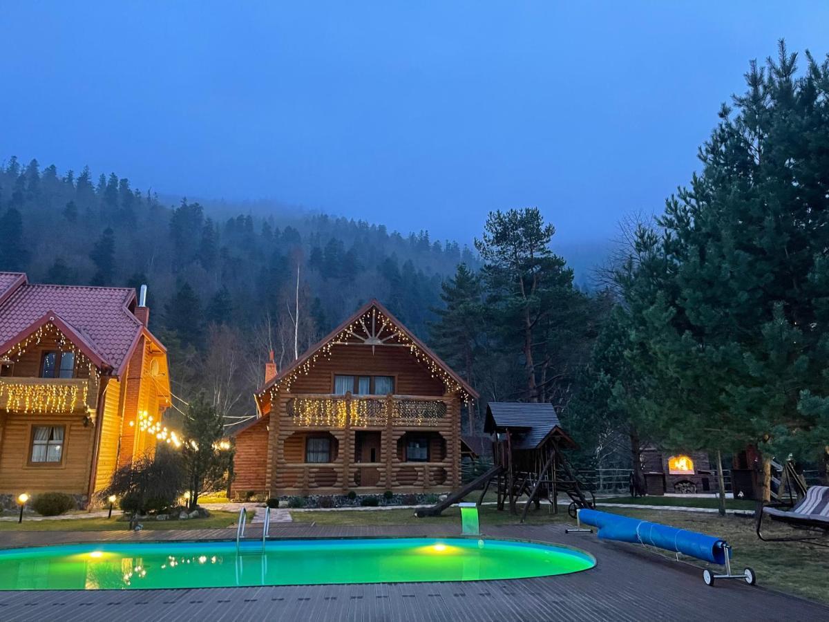 Villa Затишна De Luxe Mykulytschyn Exterior foto